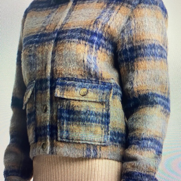 Buffalo Plaid Avalee Jacket - Picture 6 of 6